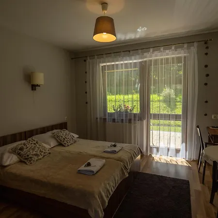 Semesteranläggning (resort) Osrodek Szkoleniowo-wypoczynkowy U Lesnikow