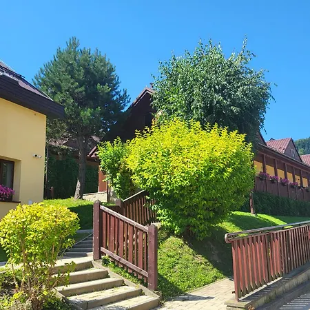 Semesteranläggning (resort) Osrodek Szkoleniowo-wypoczynkowy U Lesnikow Krynica-Zdrój